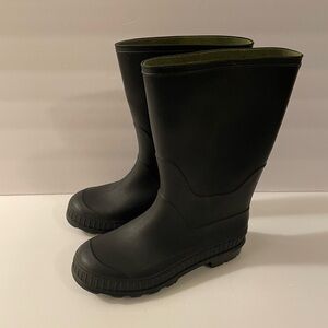 Black Rubber Rain Boots
